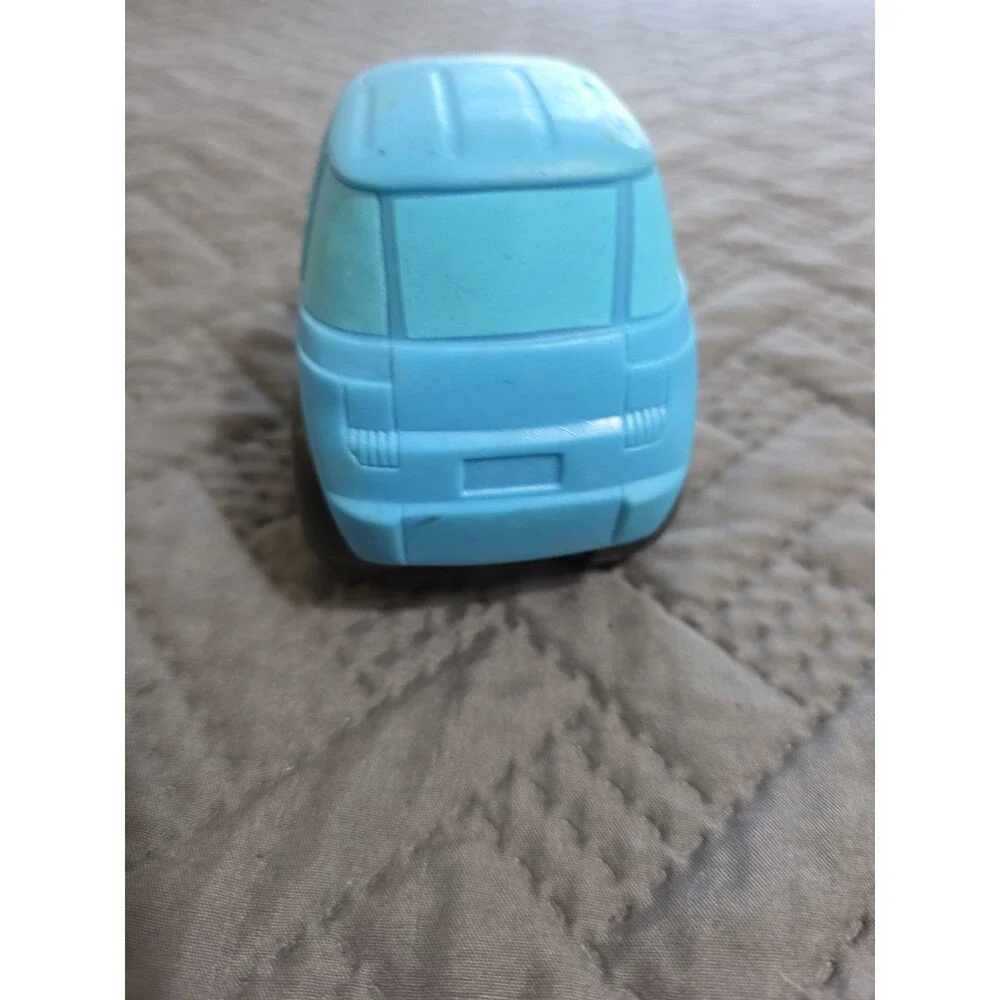 2005 Hasbro Chuck & Friends 4